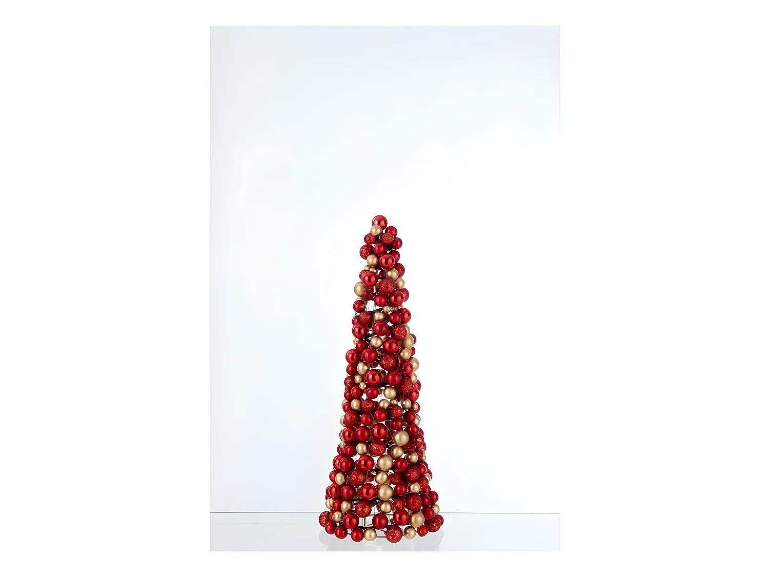 Cono di Natale di sfere in plastica rossa 20x20x45 cm