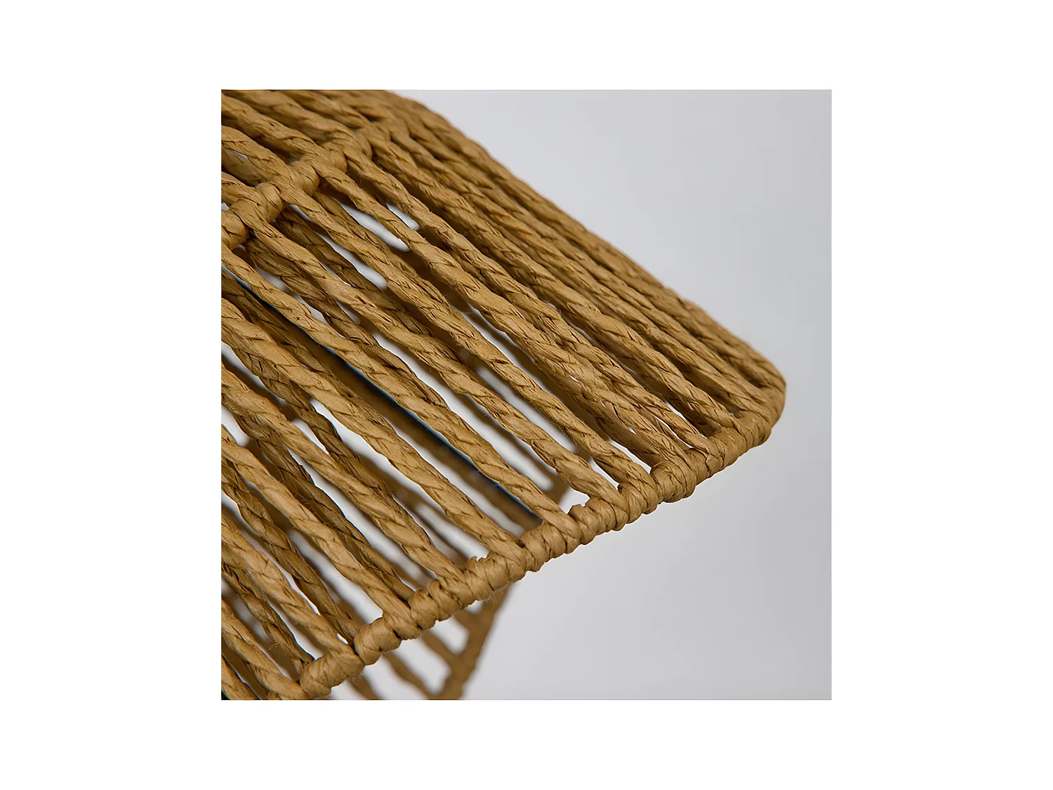 Lampara de sobremesa de 46cm con tulipa de cuerda en forma de cilindro natur