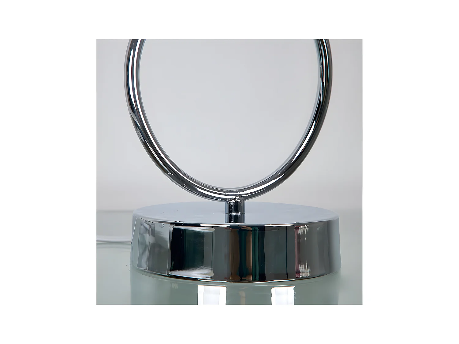 Sobremesa espiral de metal en color plateado con tulipa gris twist