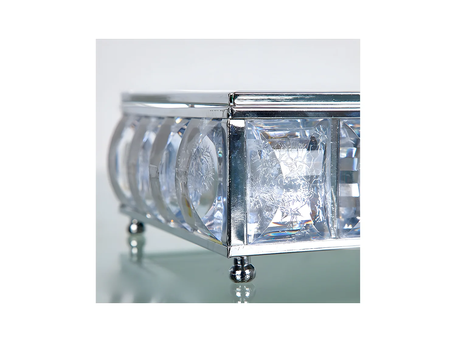 Joyero en terciopelo rosa brillantes acrilico lucy