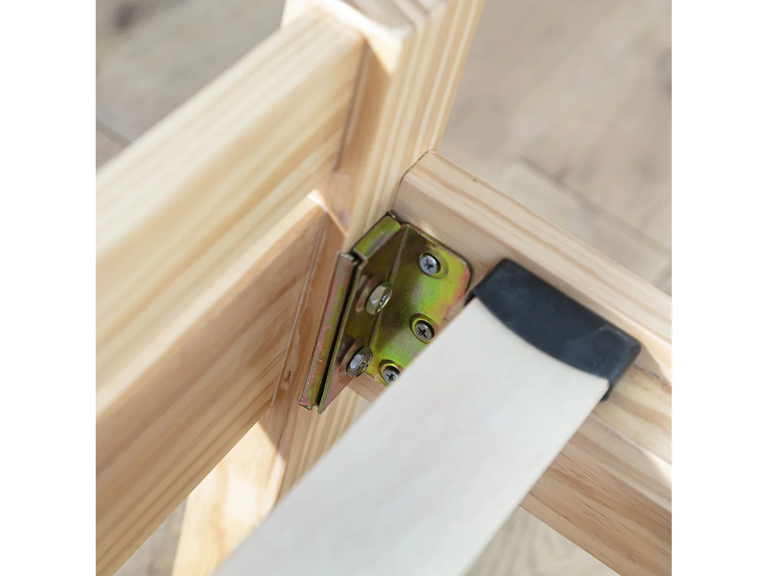 Lit adulte en pin massif avec pieds carrés 140x190 - LT17020