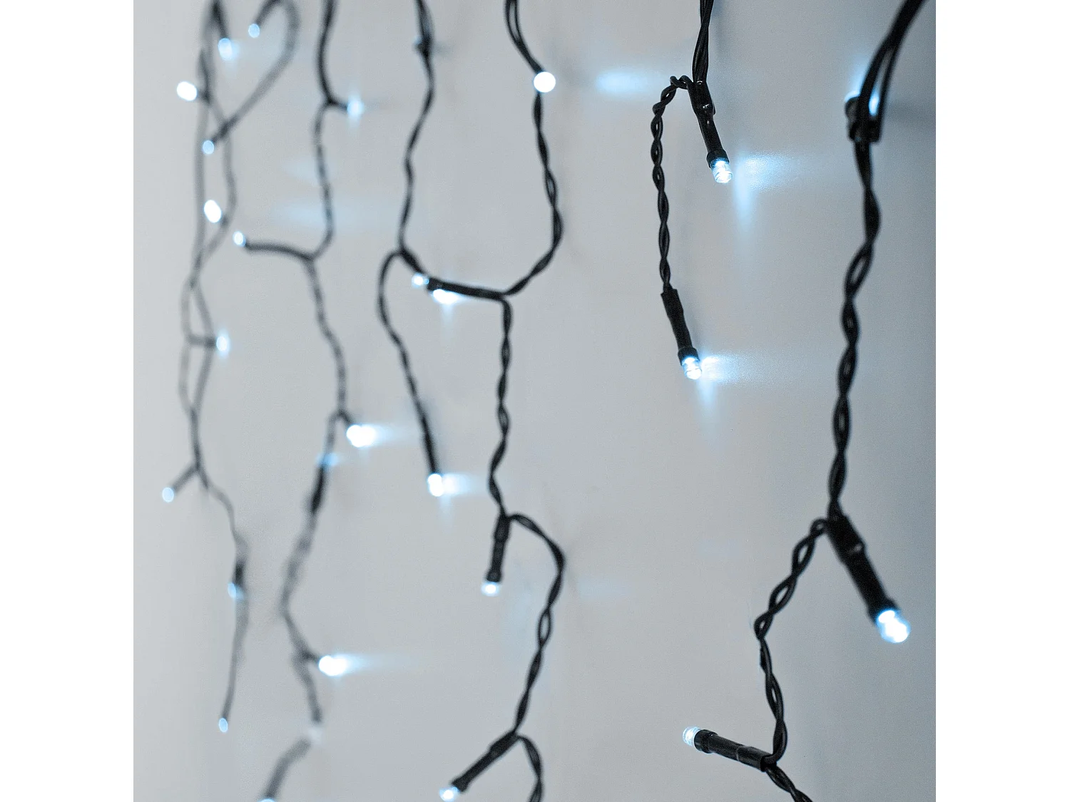 Ghirlanda luminosa con 180 LED bianco freddo decorazione natalizia 6 m IP44 nero