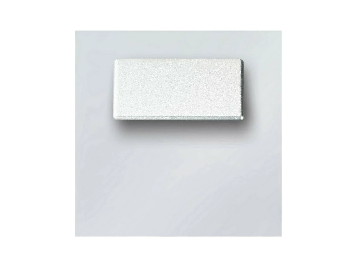 Spot Live Milky - Wit - 7,5x3,5x7,5 cm - EPIKASA