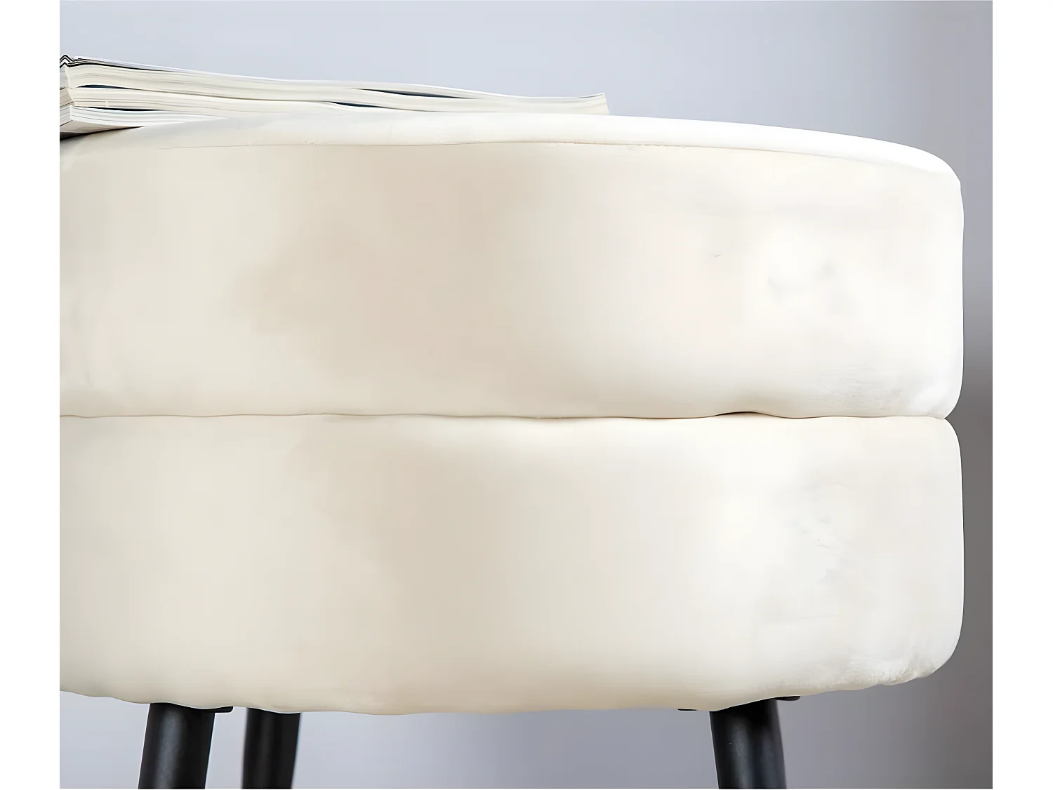 Pot poef Ø40cm velours beige.