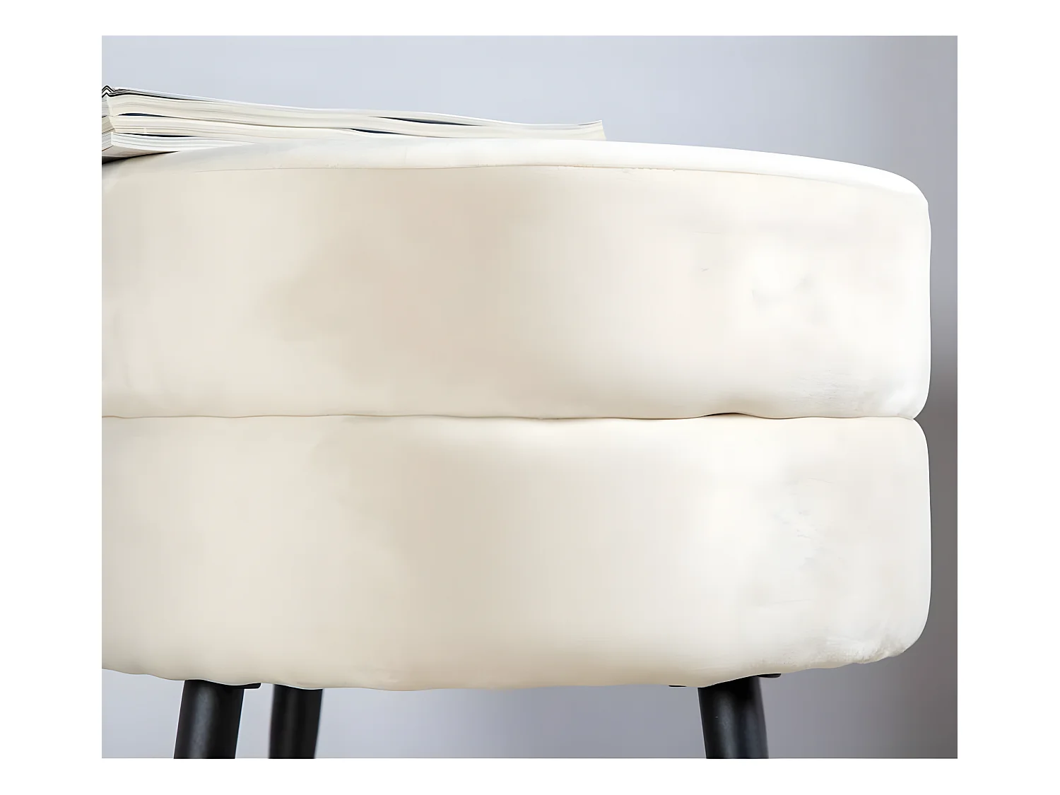 Pot poef Ø40cm velours beige.
