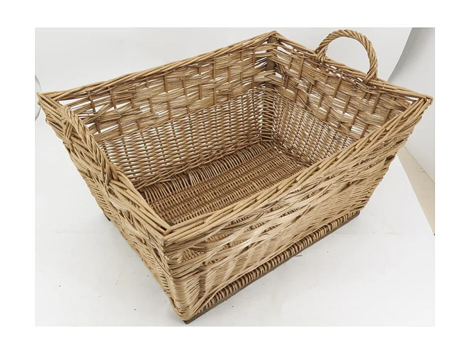 Corbeille rectangulaire en osier buff
