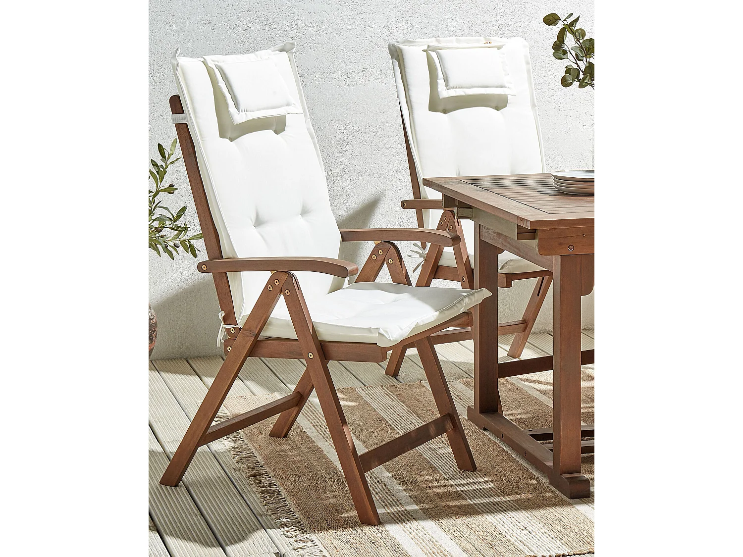 Lot de 2 chaises de jardin avec coussins AMANTEA Acacia Blanc cassé