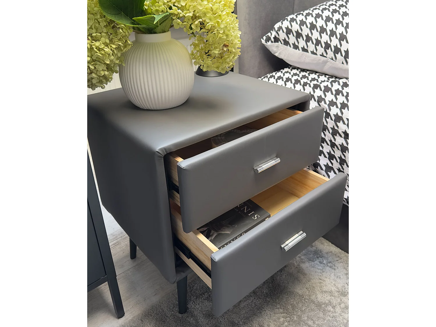 Table de nuit à 2 tiroirs ESSONNE Cuir PU Gris
