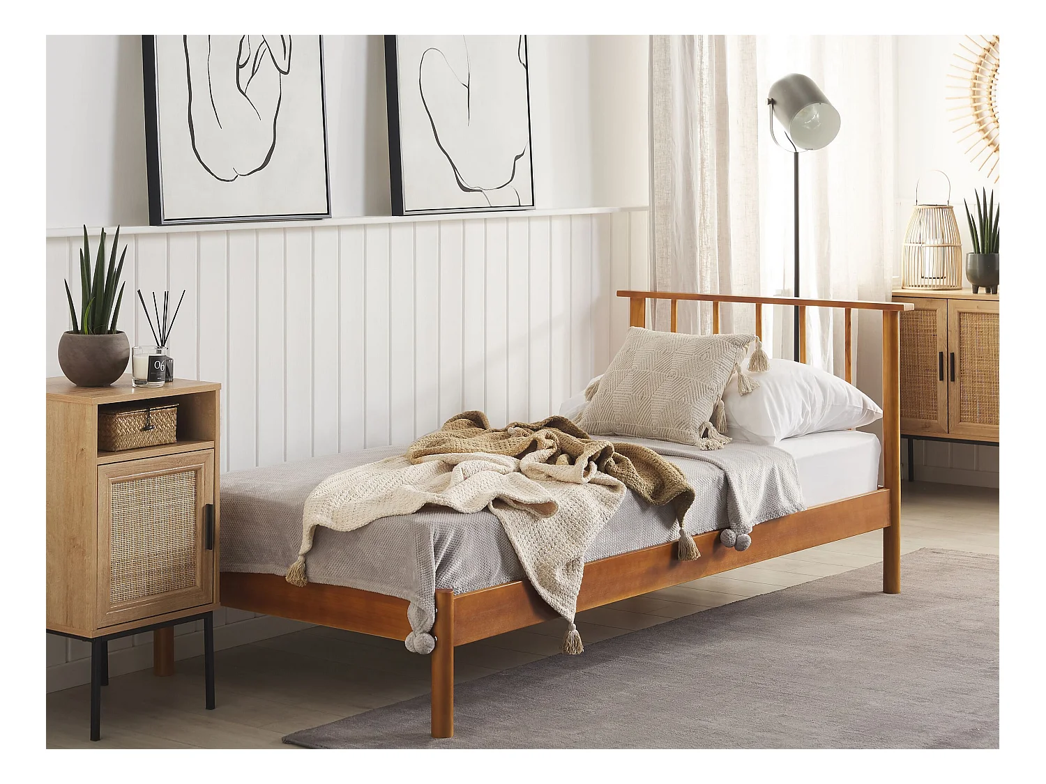 Doppelbett Massivholz hellbraun mit Lattenrost 90 x 200 cm Skandinavisch Barret