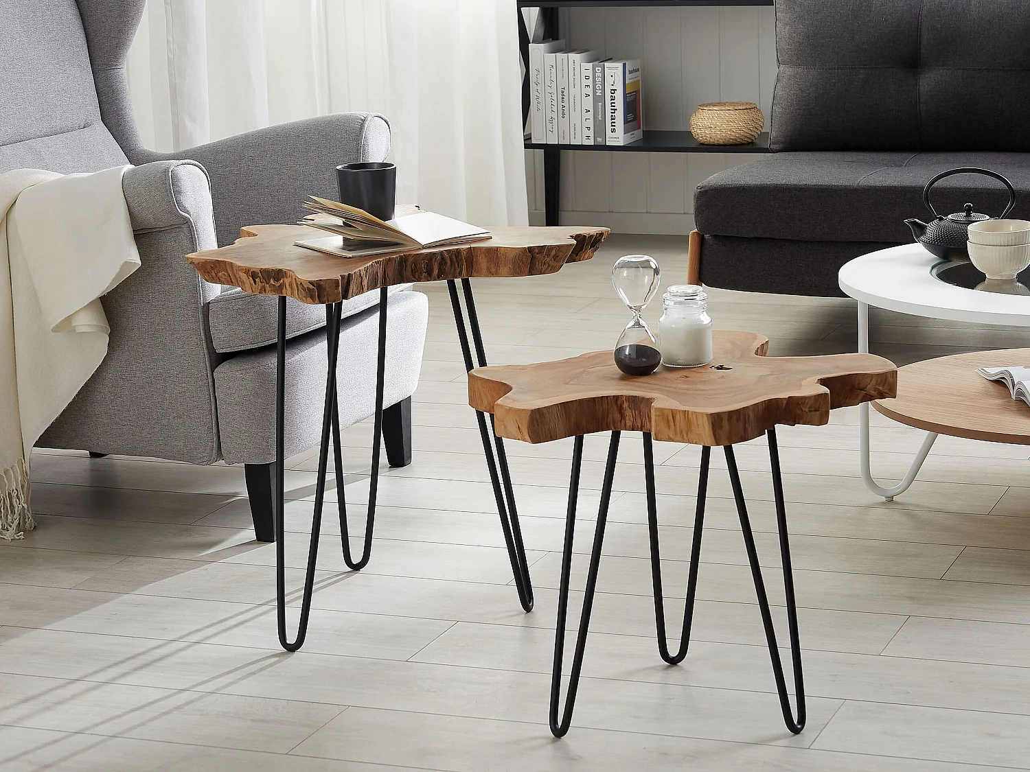 Lot de 2 tables d'appoint CAMROSE Teck Marron foncé