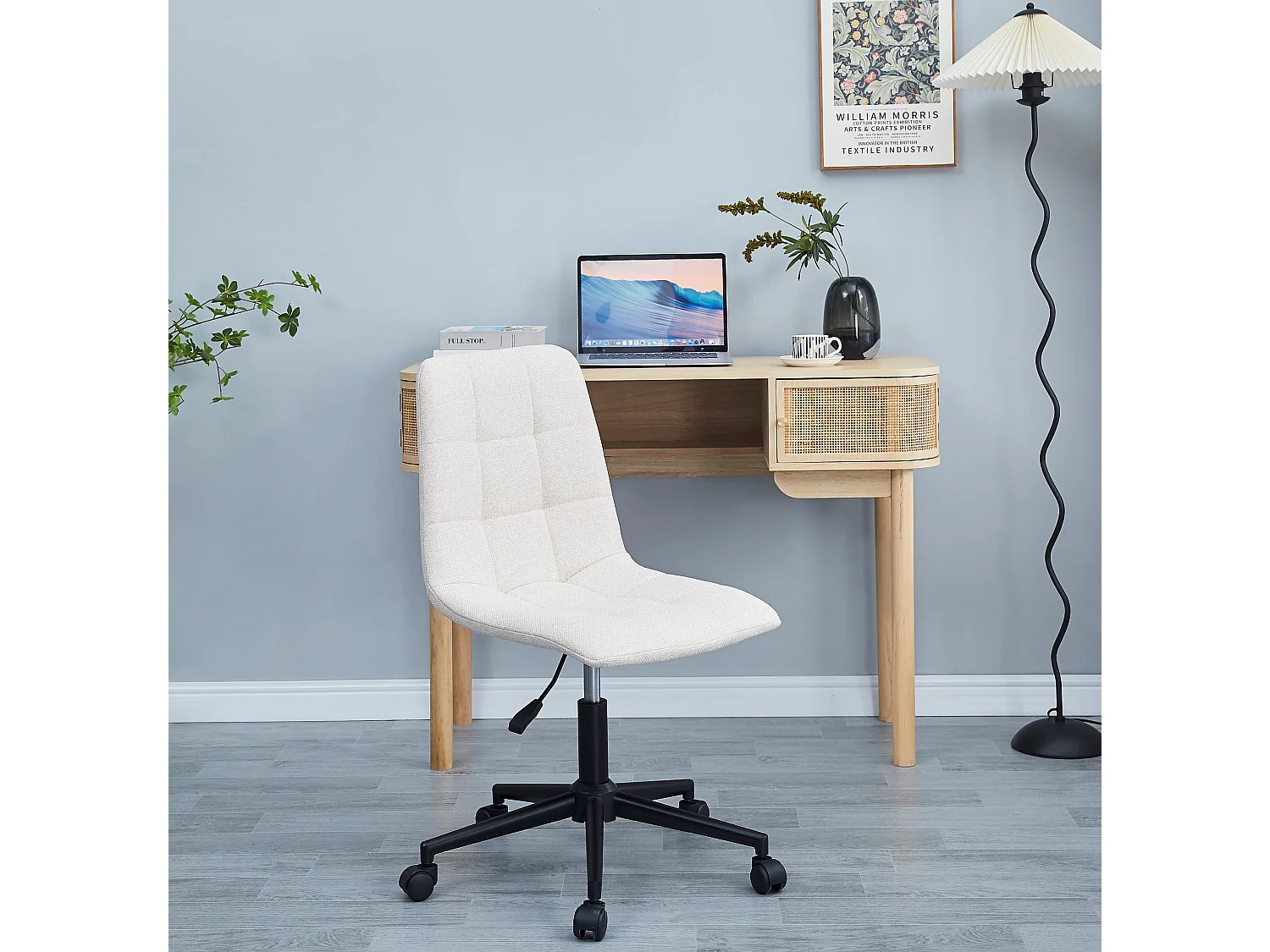 Chaise de bureau en tissu beige avec base en metal