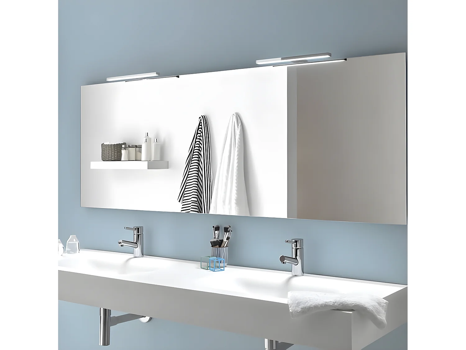 Celia 10W 710lm 5700K aluminium en ABS rechthoekige zilveren IP44 badkamerlamp