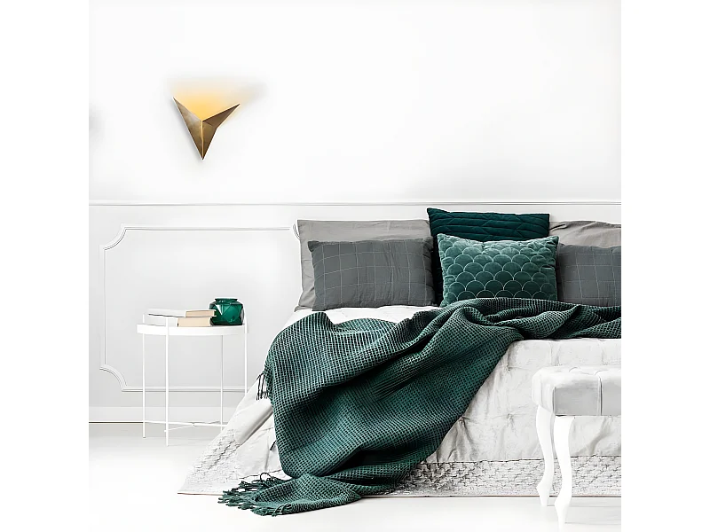 Candeeiro de parede de metal estilo minimalista Dove em ouro vintage 1xG9