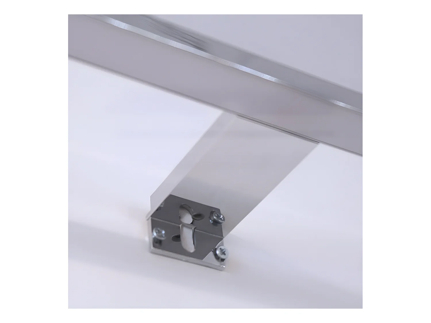 LED-Wandleuchte Badezimmer Celia 7W 417lm 5700K Aluminium und rechteckige silberne IP44