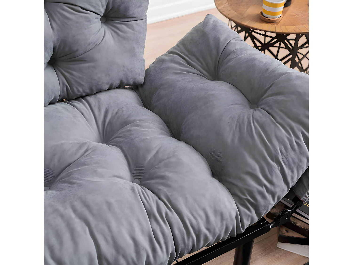 Canapé 2 places transformable en lit tissu gris clair Pliaz 155cm