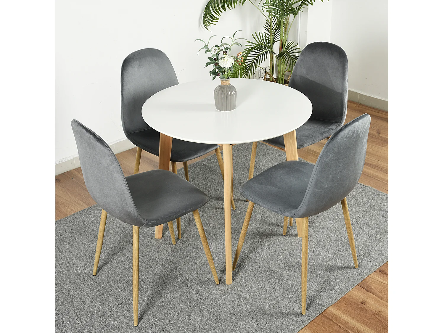 Lot de 4 chaises de salle à manger scandinaves velours gris pied effet bois CHARLTON VELVET GREY UKFR