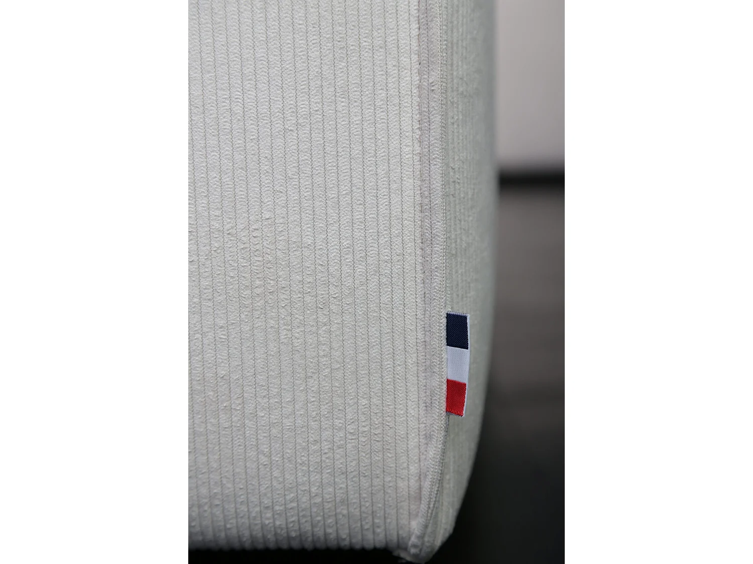 Canapé d'angle droit modulable 4 places en velours côtelé beige LIVAL - MADE IN FRANCE