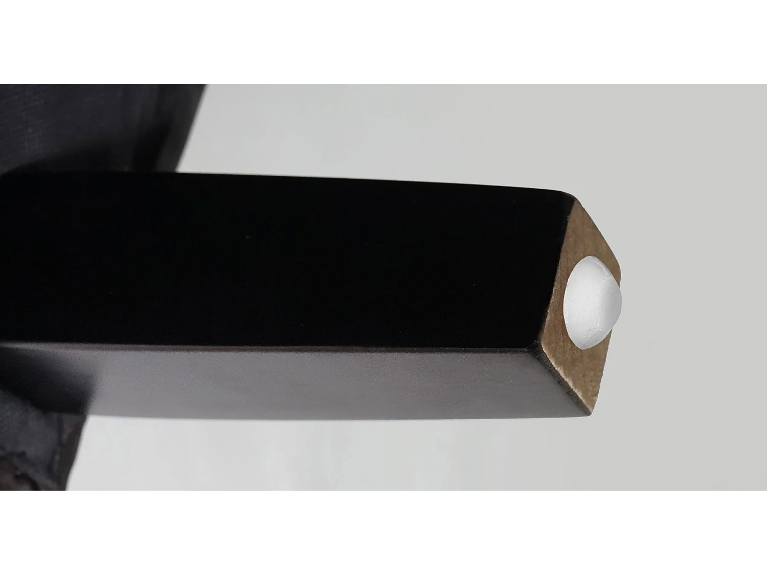 Fauteuil de détente Stafford T810,  noir avec rivets