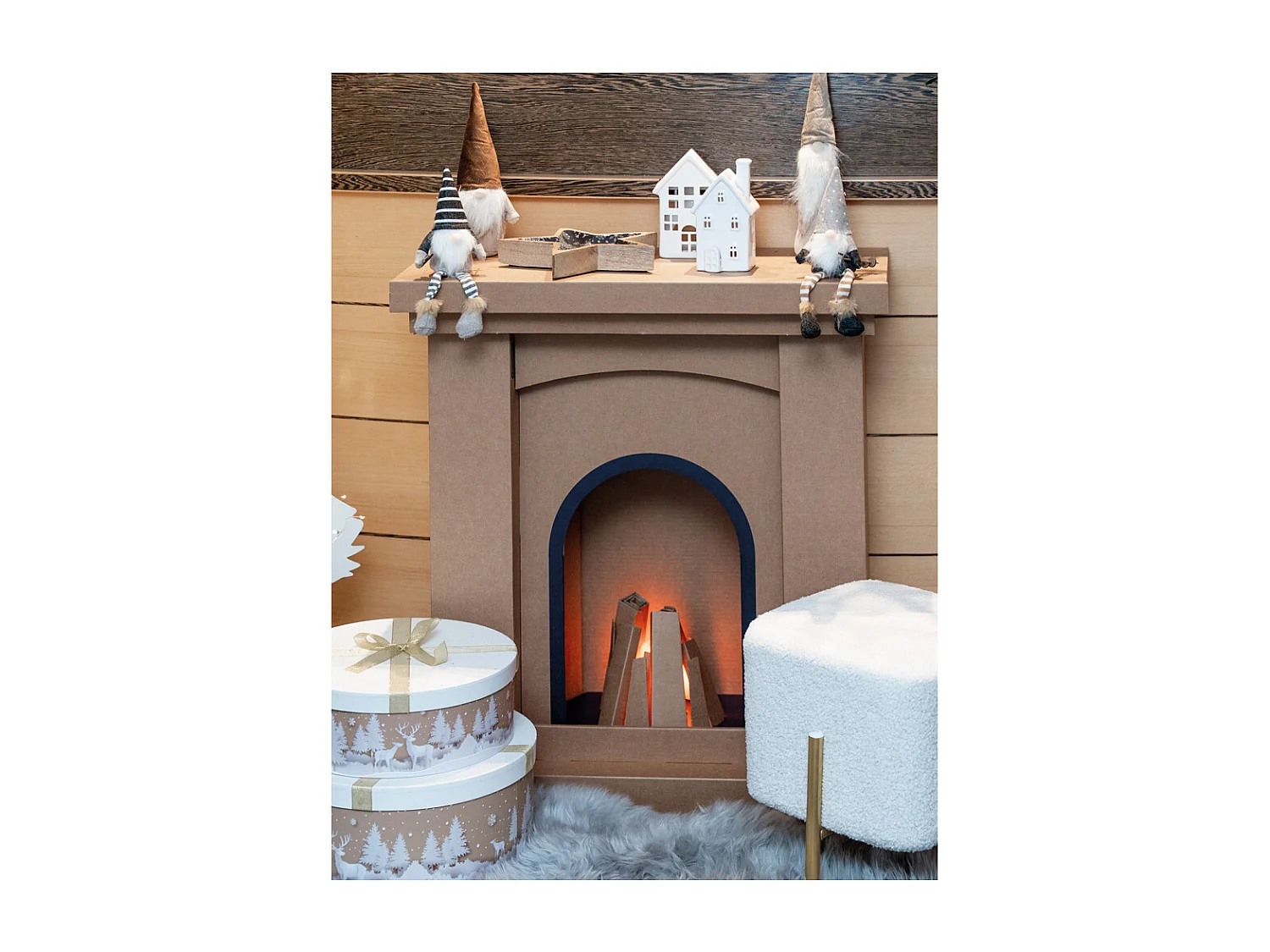 Tabouret carré pied doré Gatsby