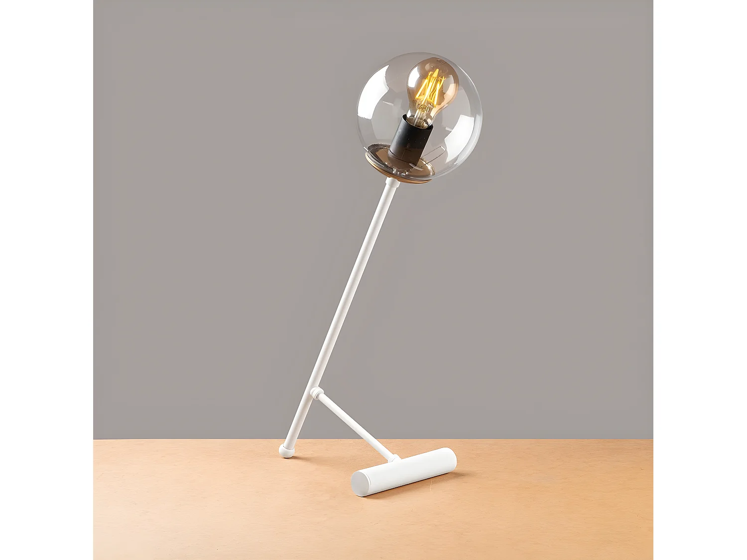 Candeeiro de mesa Birdie estilo nórdico com esfera transparente 1xE27 - Branco e Cobre