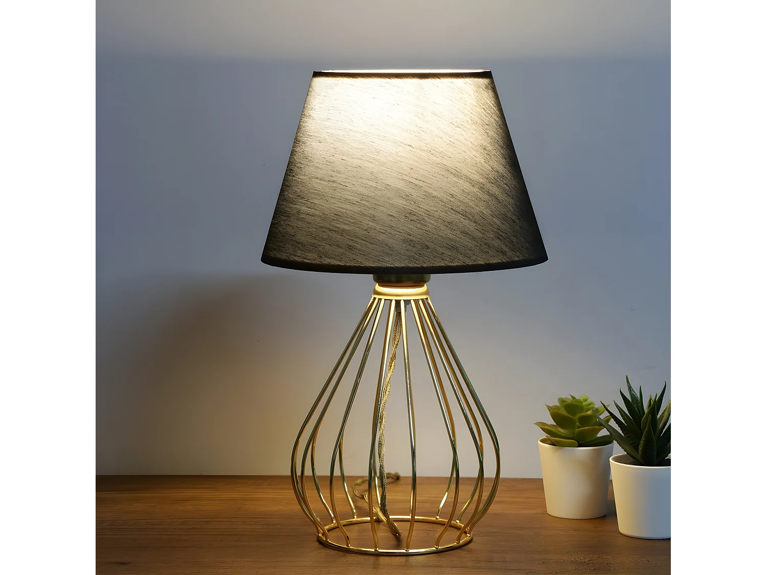 Lampe à poser originale Batisa en métal et abat-jour en tissu 1xE27 - Or et noir