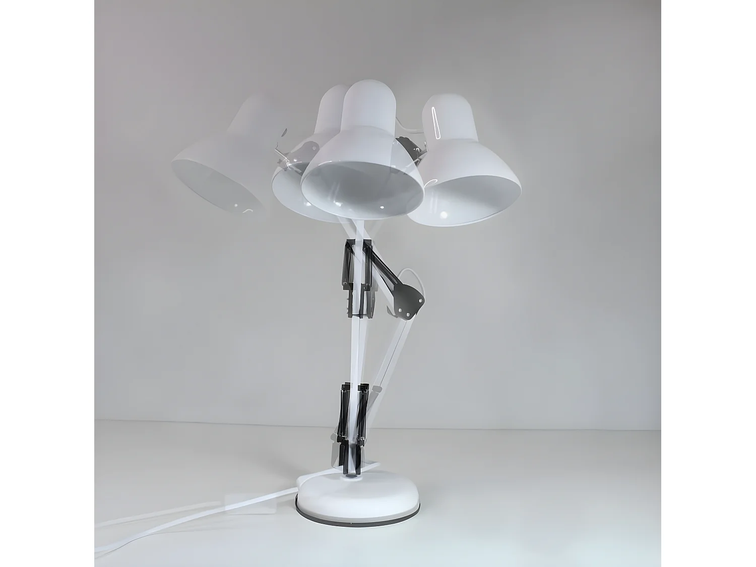 Lampe de bureau articulée Avati avec structure en métal 1xE27 - Blanc