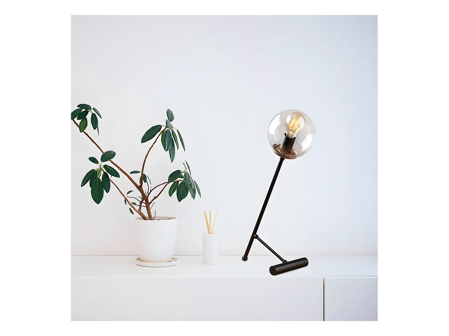 Lampe à poser Birdie de style nordique avec sphère transparente 1xE27 - Noir et Cuivre