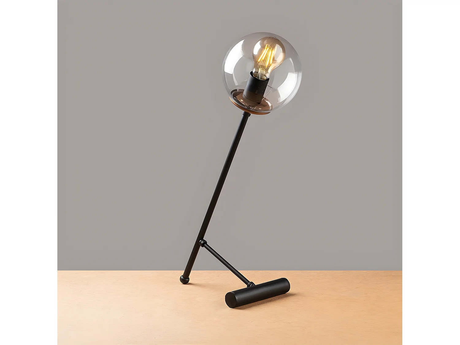 Lampe à poser Birdie de style nordique avec sphère transparente 1xE27 - Noir et Cuivre