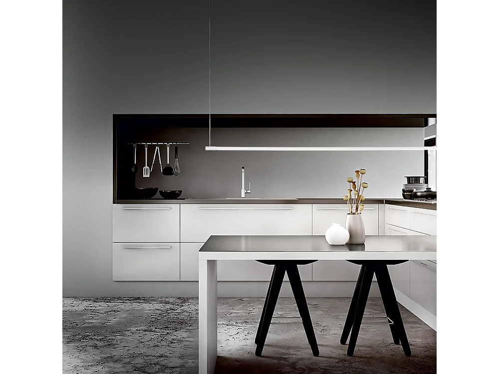 Suspension intégrée linéaire décorative LED noire, 3000K