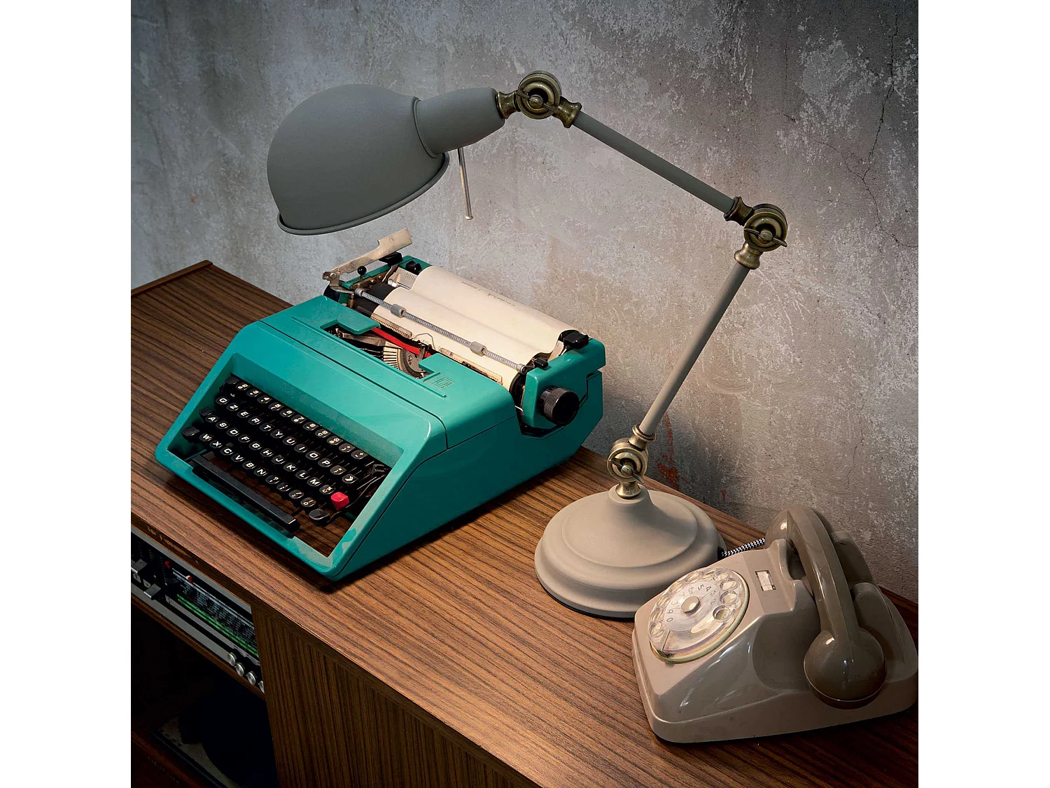 Ideal Lux Truman Lampe de Table Ajustable à 1 Lumière Blanc, Noir, Laiton, E27