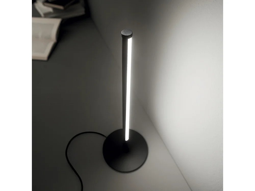 Lampada da tavolo LED decorativa integrata a LED nera, 3000K