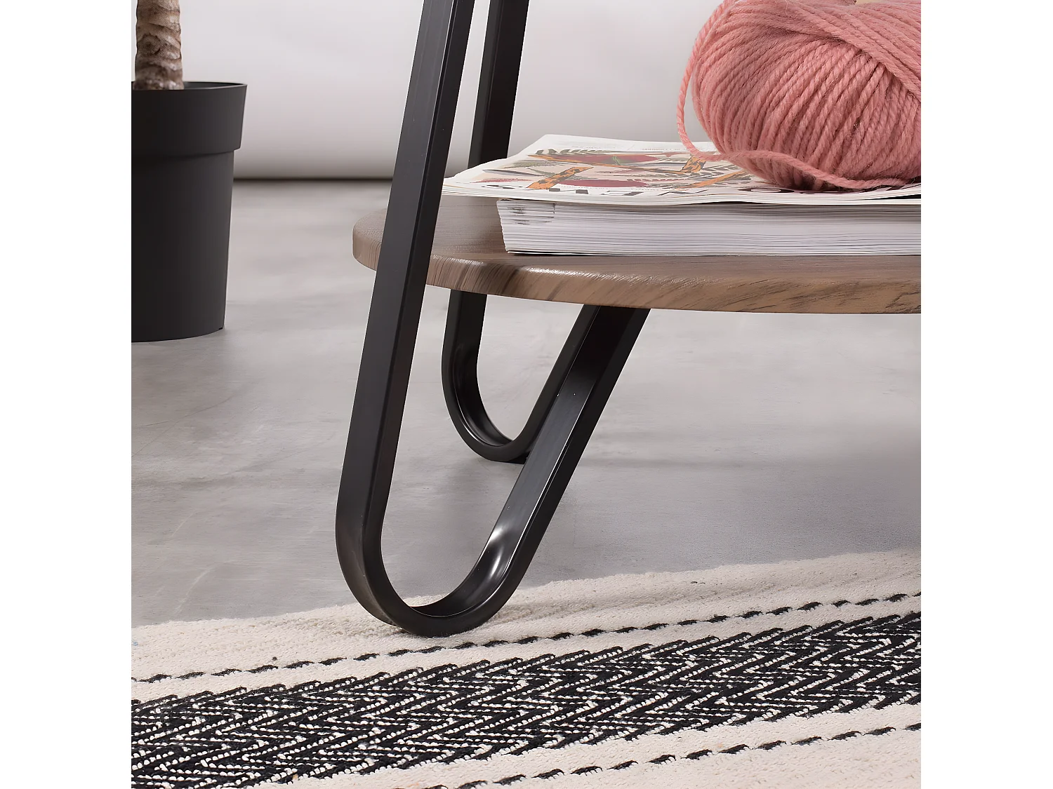 Bout de canapé moderne au style industriel KONYA 246T