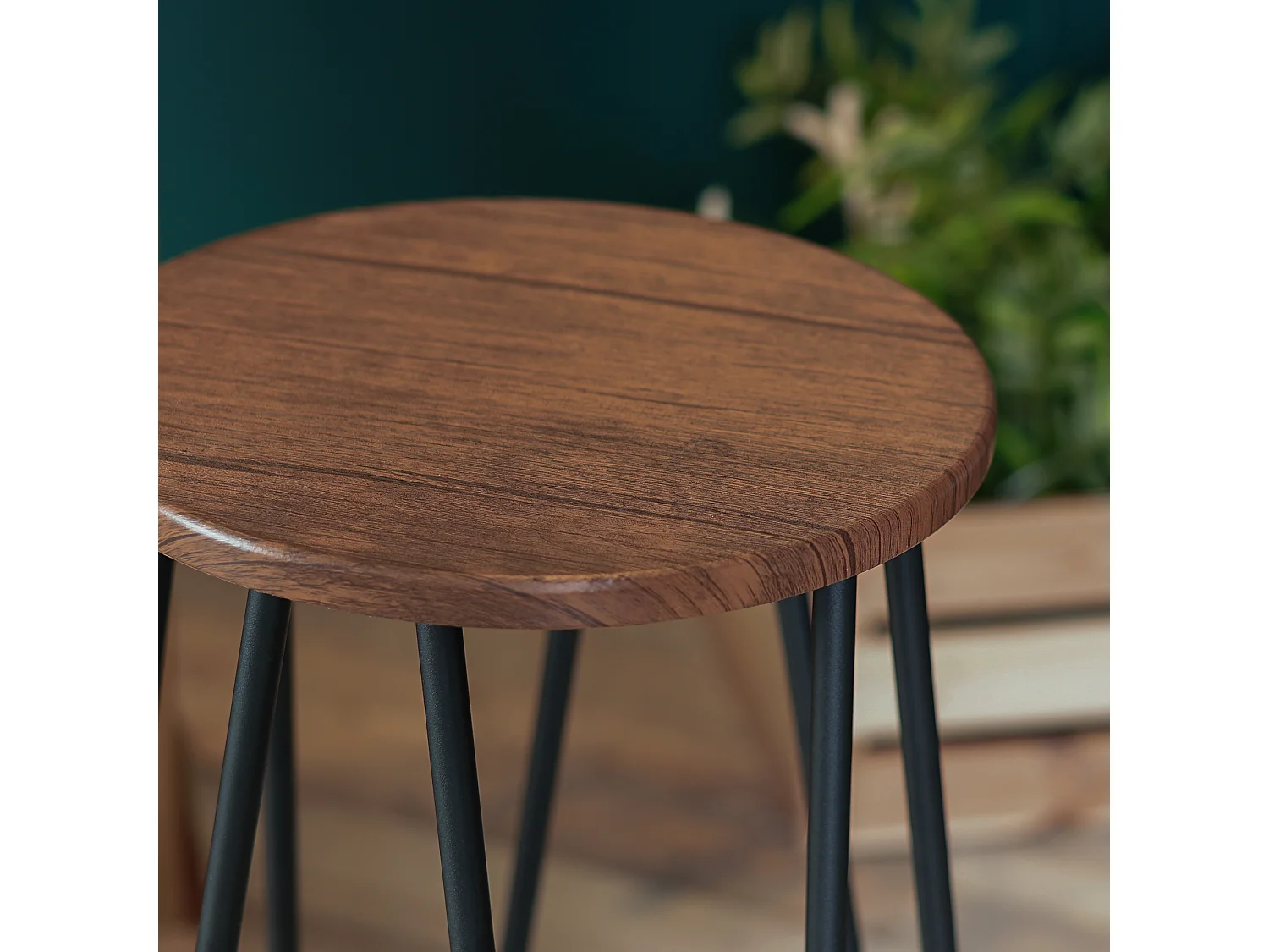 Lot de 2 Tabouret de Bar style graphique et industriel en bois Marron pied noir hauteur assise 73 cm - L 30 x P 30 x H 73cm