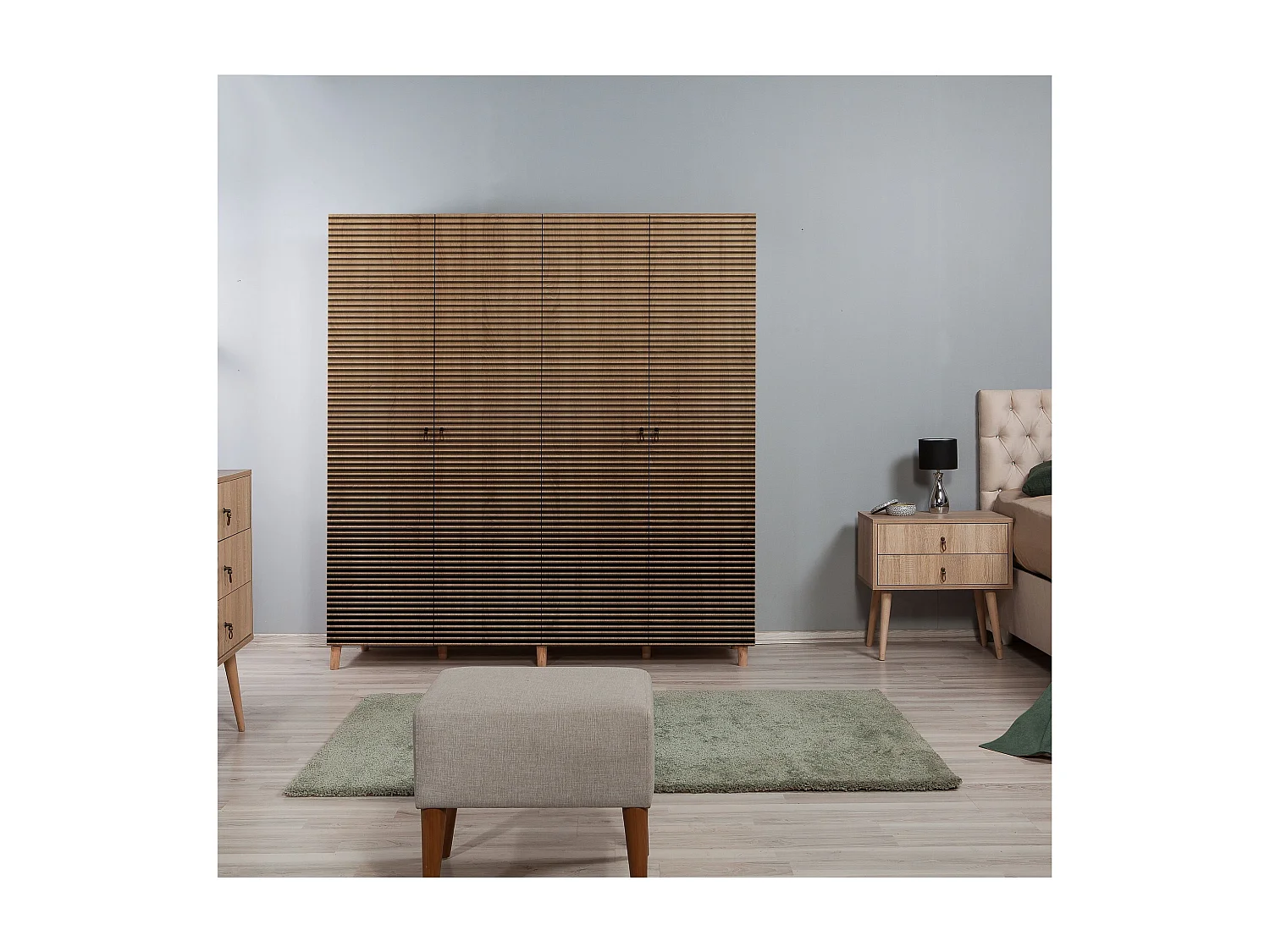 Armoire penderie 4 portes Infigo 180cm Bois Naturel Motif Rayures dégradé Noir et Jaune