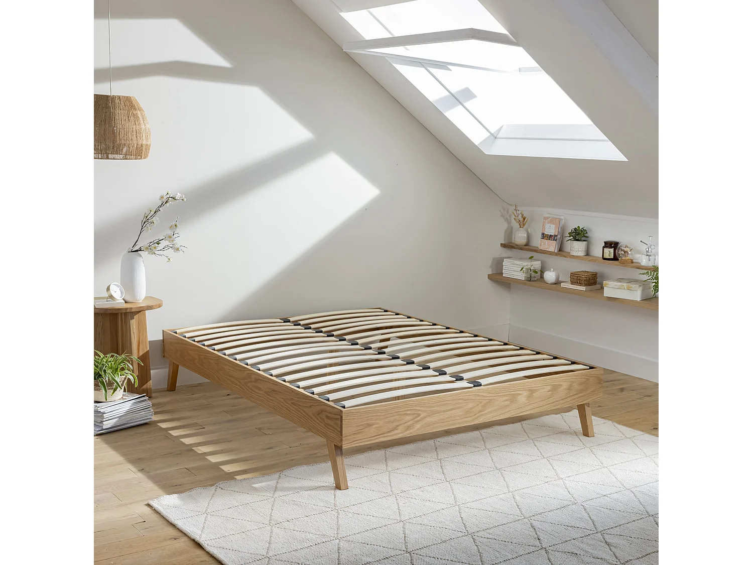 Lit adulte avec pieds évasés scandinaves 160x200 - LT17017