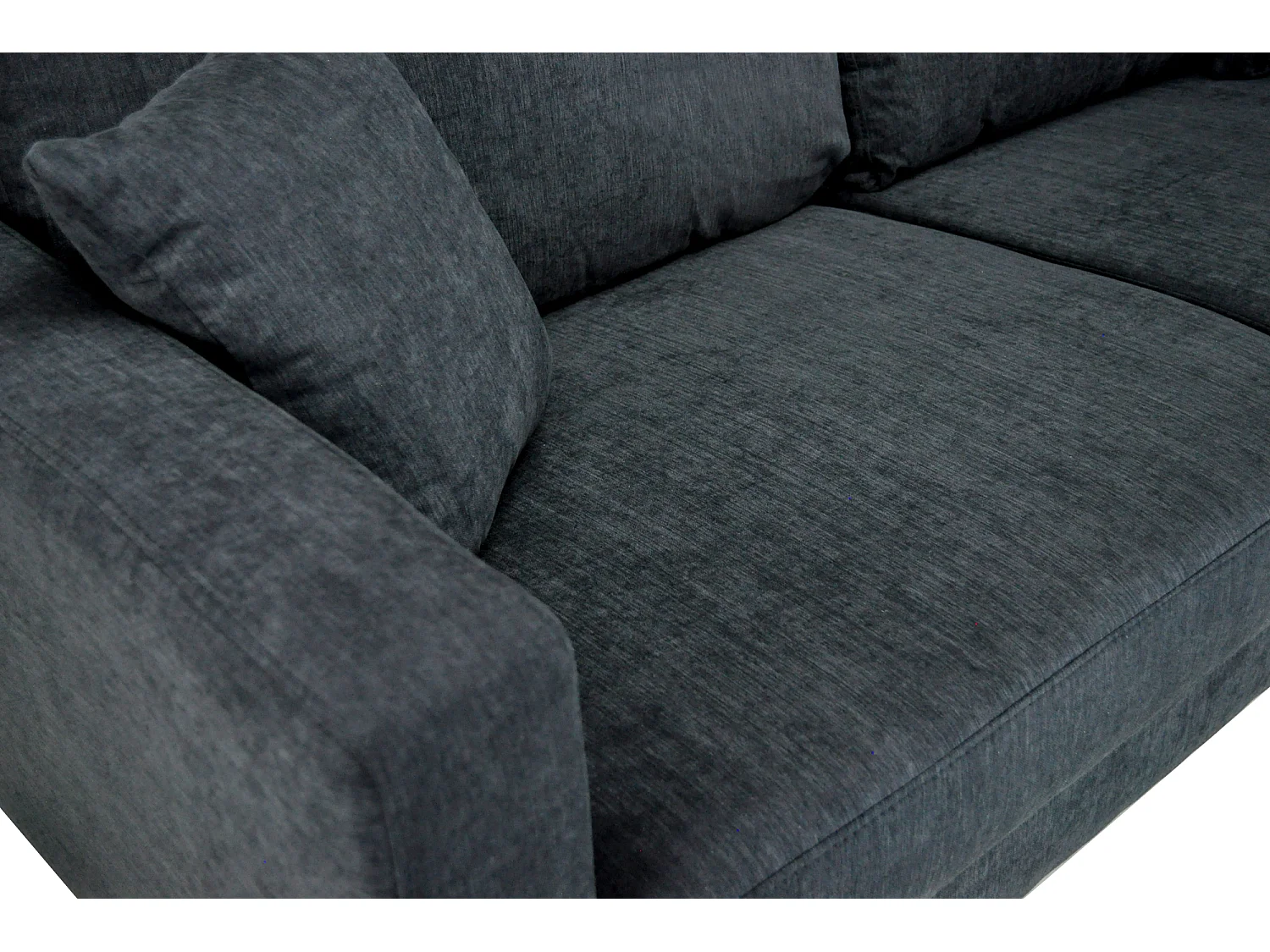 Divano 3 posti in tessuto vellutato nero piedi in legno mod. Chloe