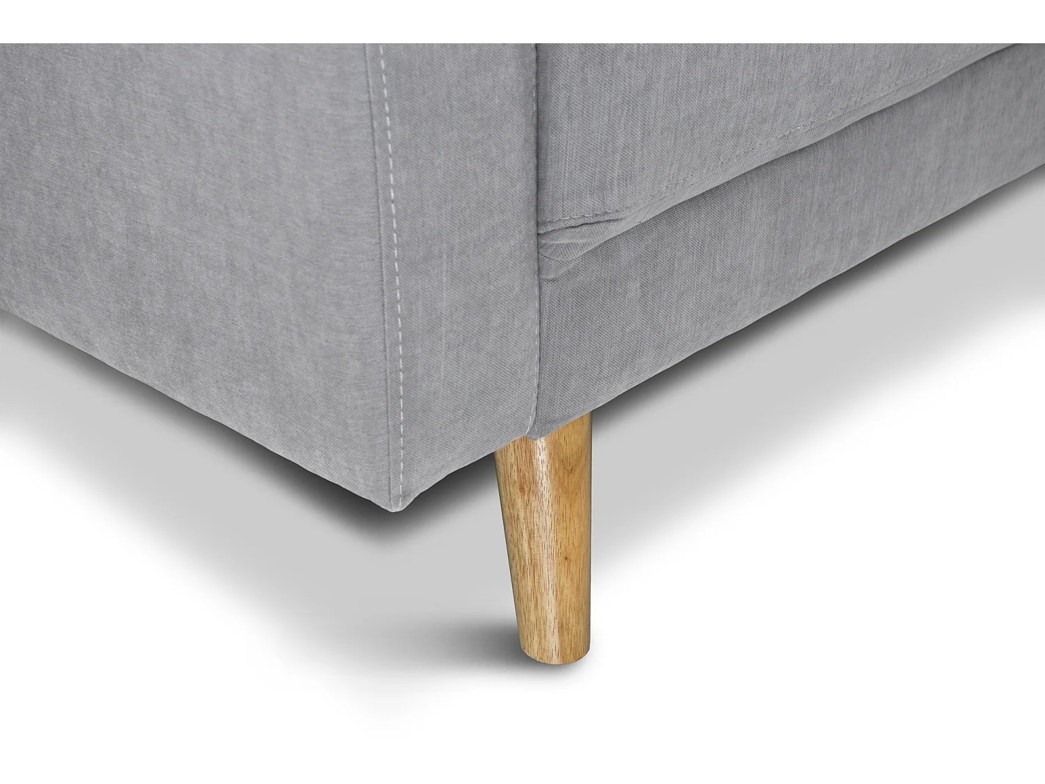 Divano 3 posti in tessuto vellutato grigio piedi in legno mod. Chloe