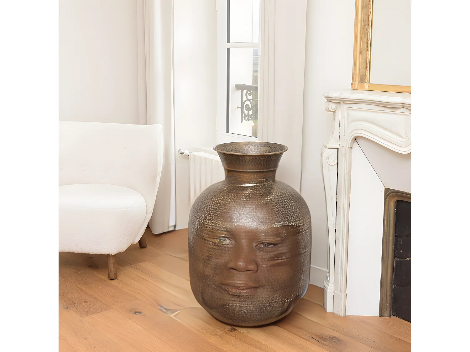 HONORE - Vase alu L53cm H75cm couleur laiton noir antique effet martelé