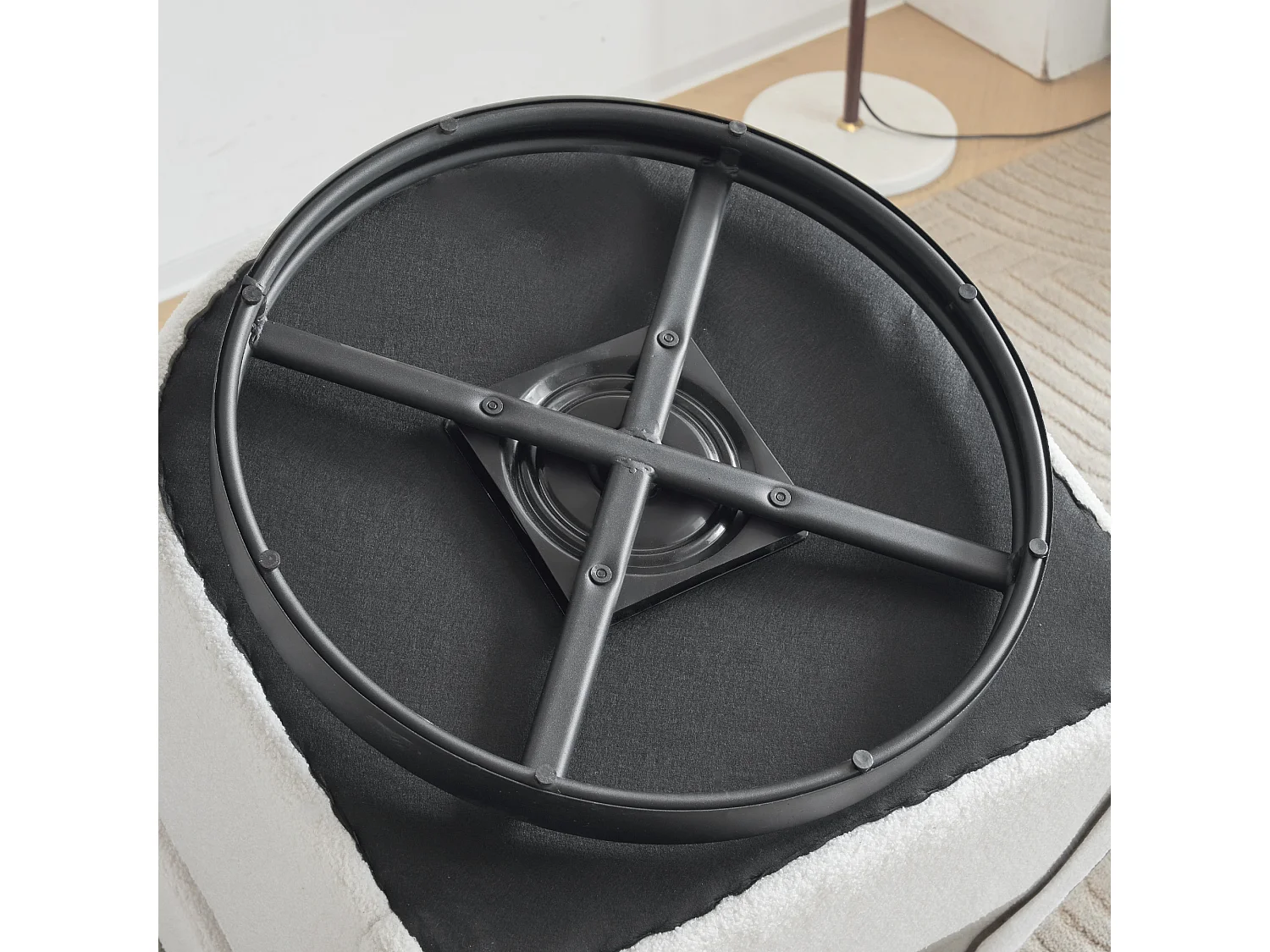 360° draaibare fauteuil in badstof met kussen - wit