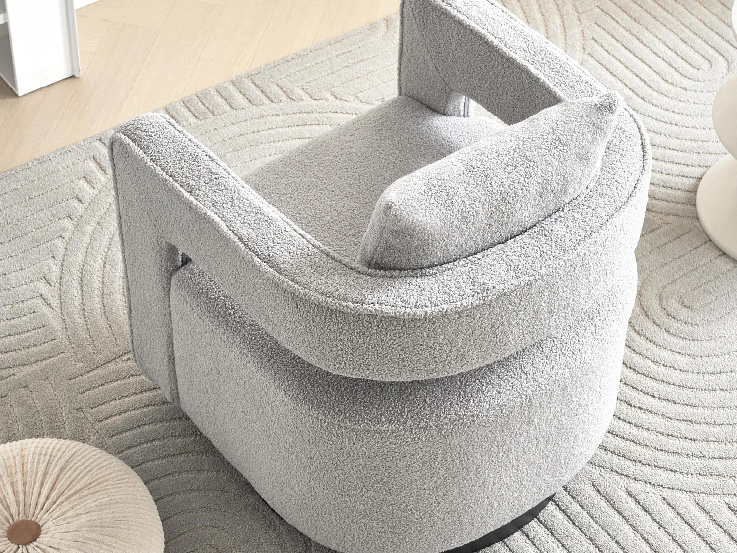 Fauteuil pivotante à 360° en tissu bouclette gris avec coussin