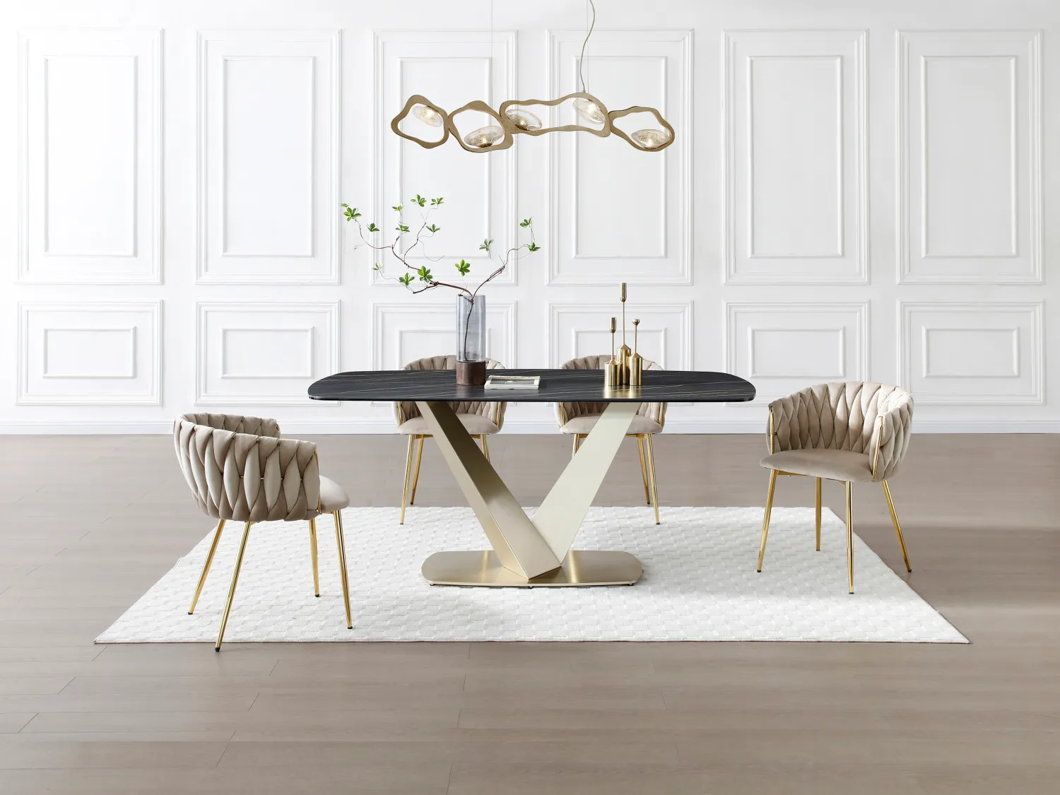 Mesa de comedor para 6 personas de cerámica, vidrio templado y metal dorado - Efecto mármol negro - PORELIMA de Maison Céphy