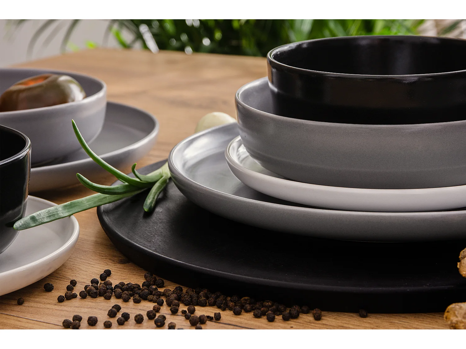 Tafelservice 6 Personen 24-tlg - Weiß, Schwarz, Grau - VICTO