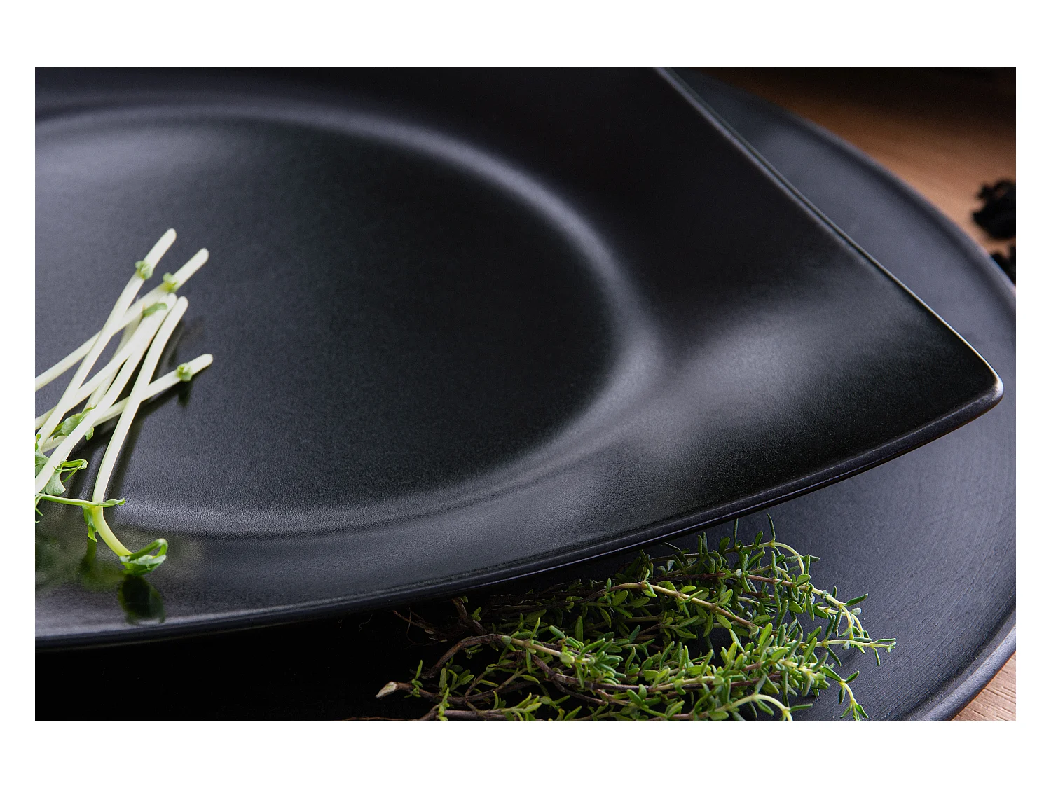 Tafelservice für 6 Personen (18el) Mikrowellengeeignet - Keramik - Schwarz - EPIRI