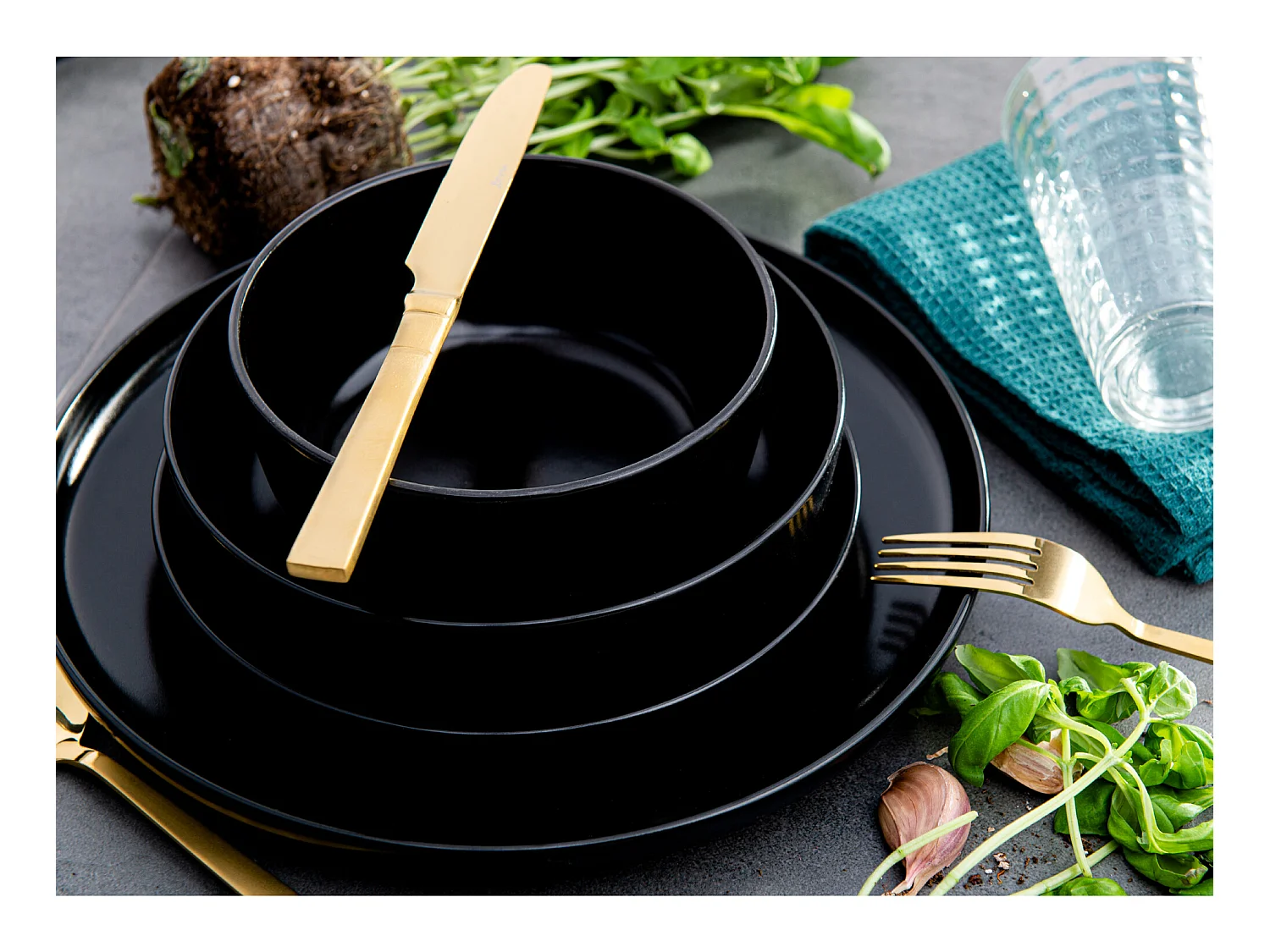 Tafelservice und Schüssel 18-tlg - Schwarz - VICTO