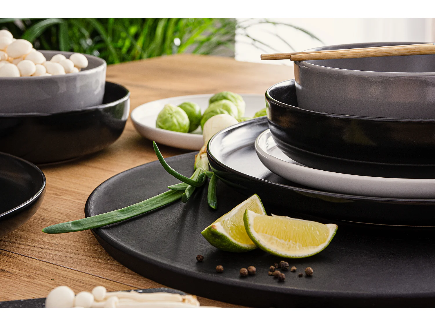 Tafelservice 6 Personen 24-tlg - Weiß, Schwarz, Grau - VICTO