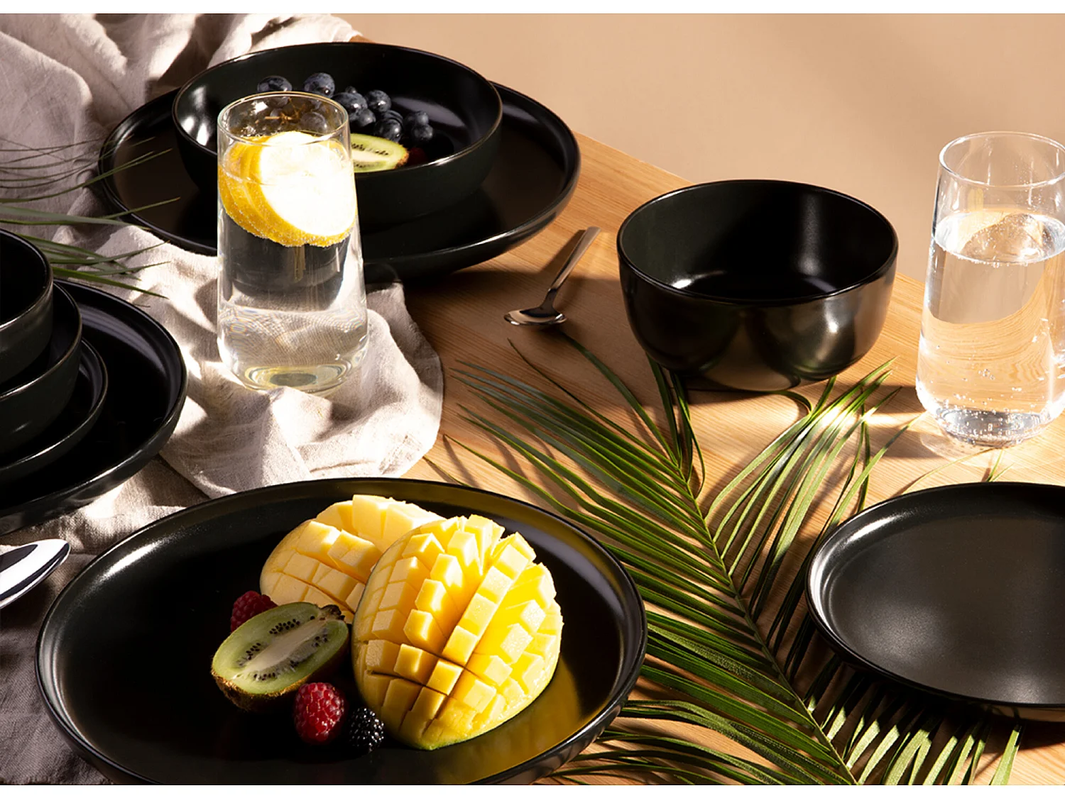 Tafelservice 6 Personen 24-tlg - Schwarz - VICTO