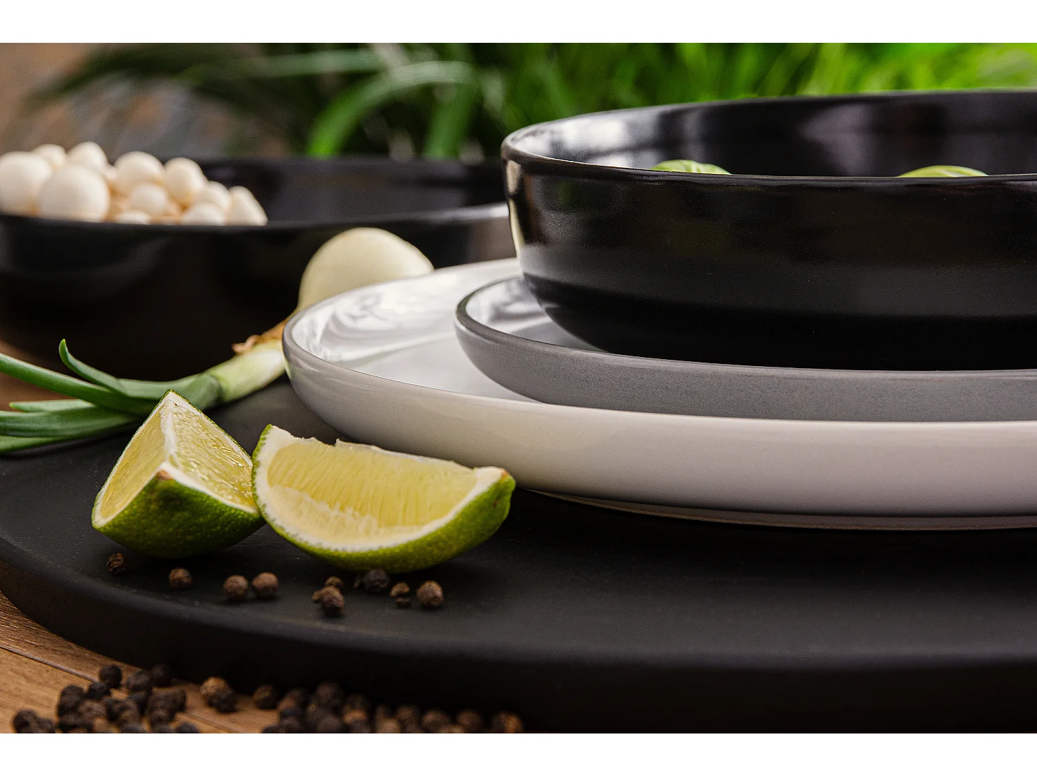 Tafelservice 6 Personen 18-tlg - Grau, Weiß, Schwarz - VICTO