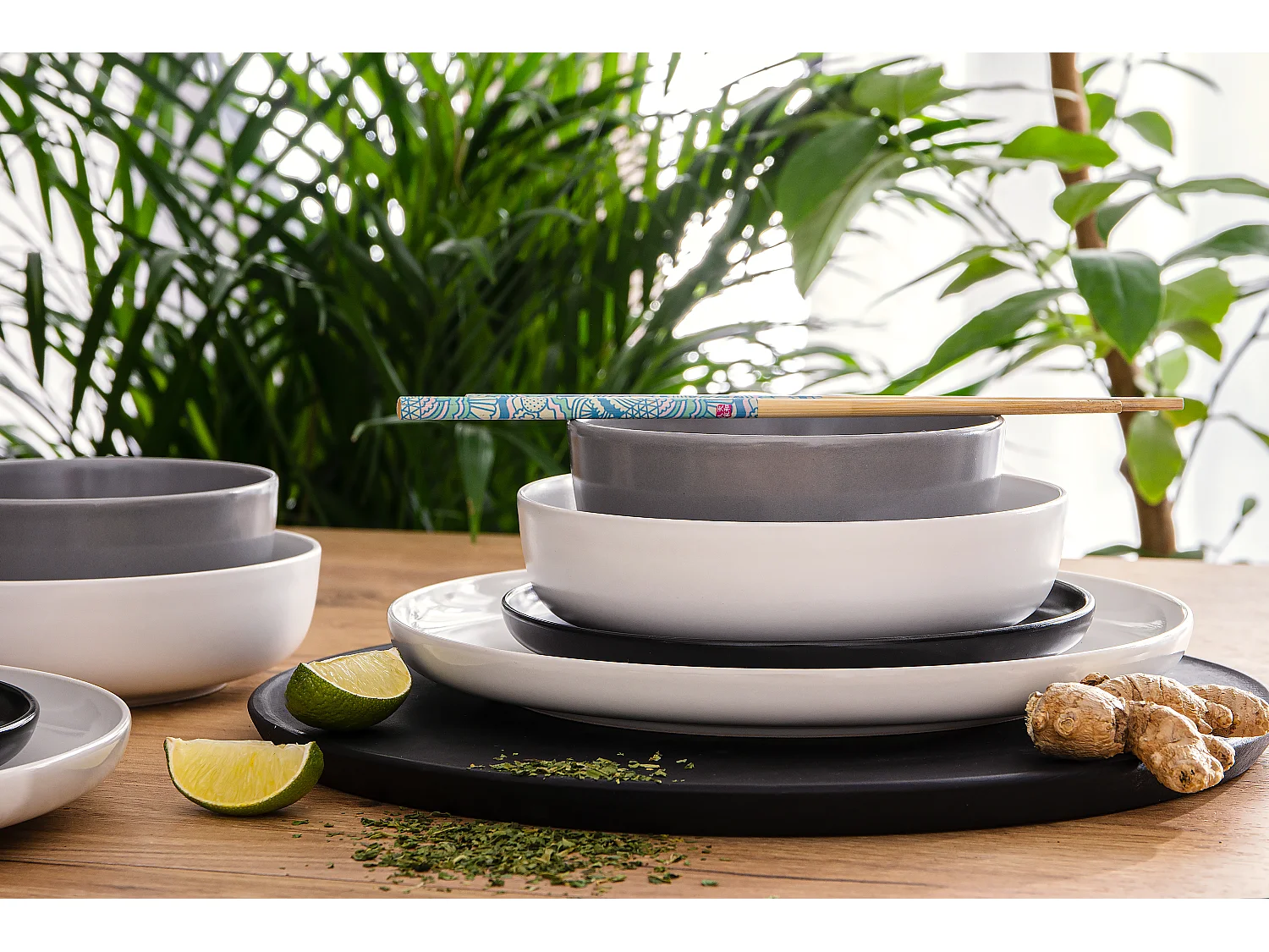 Tafelservice 6 Personen 24-tlg - Weiß, Schwarz, Grau - VICTO