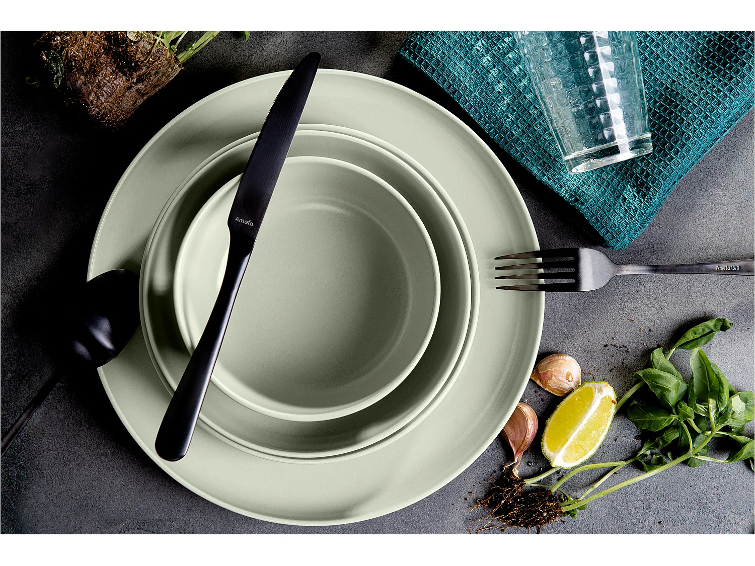 Tafelservice und Schüssel 18-tlg - beige/grün/grau- VICTO