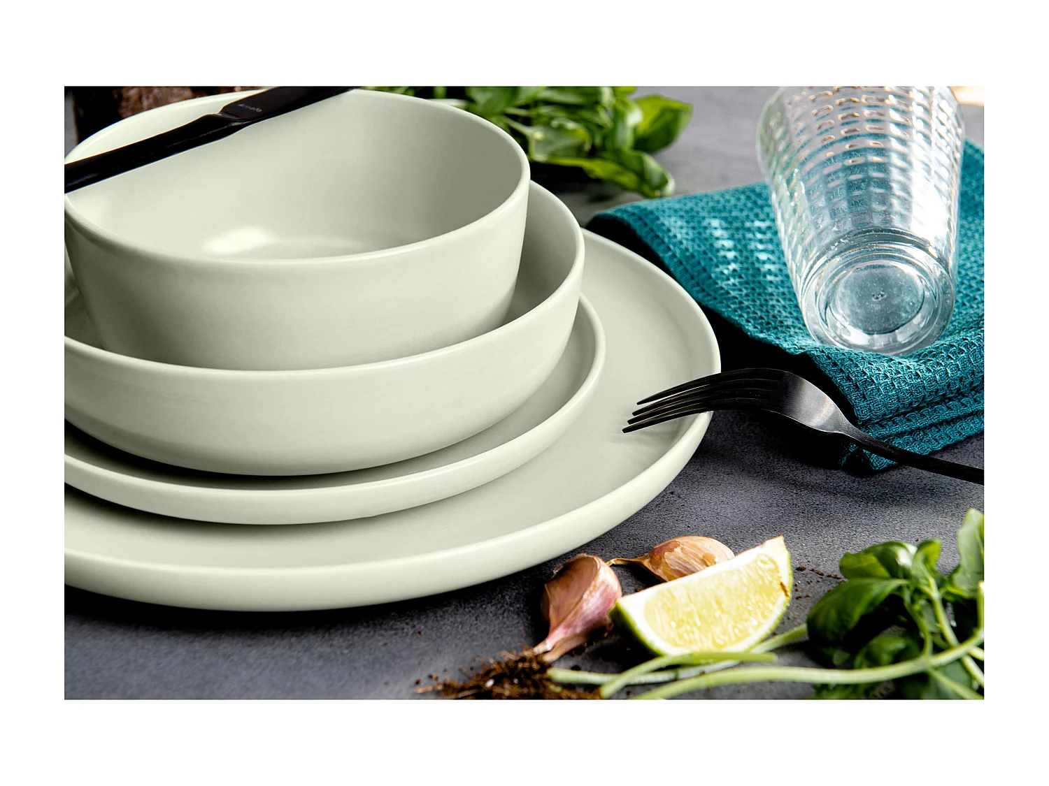 Tafelservice und Schüssel 18-tlg - beige/grün/grau- VICTO